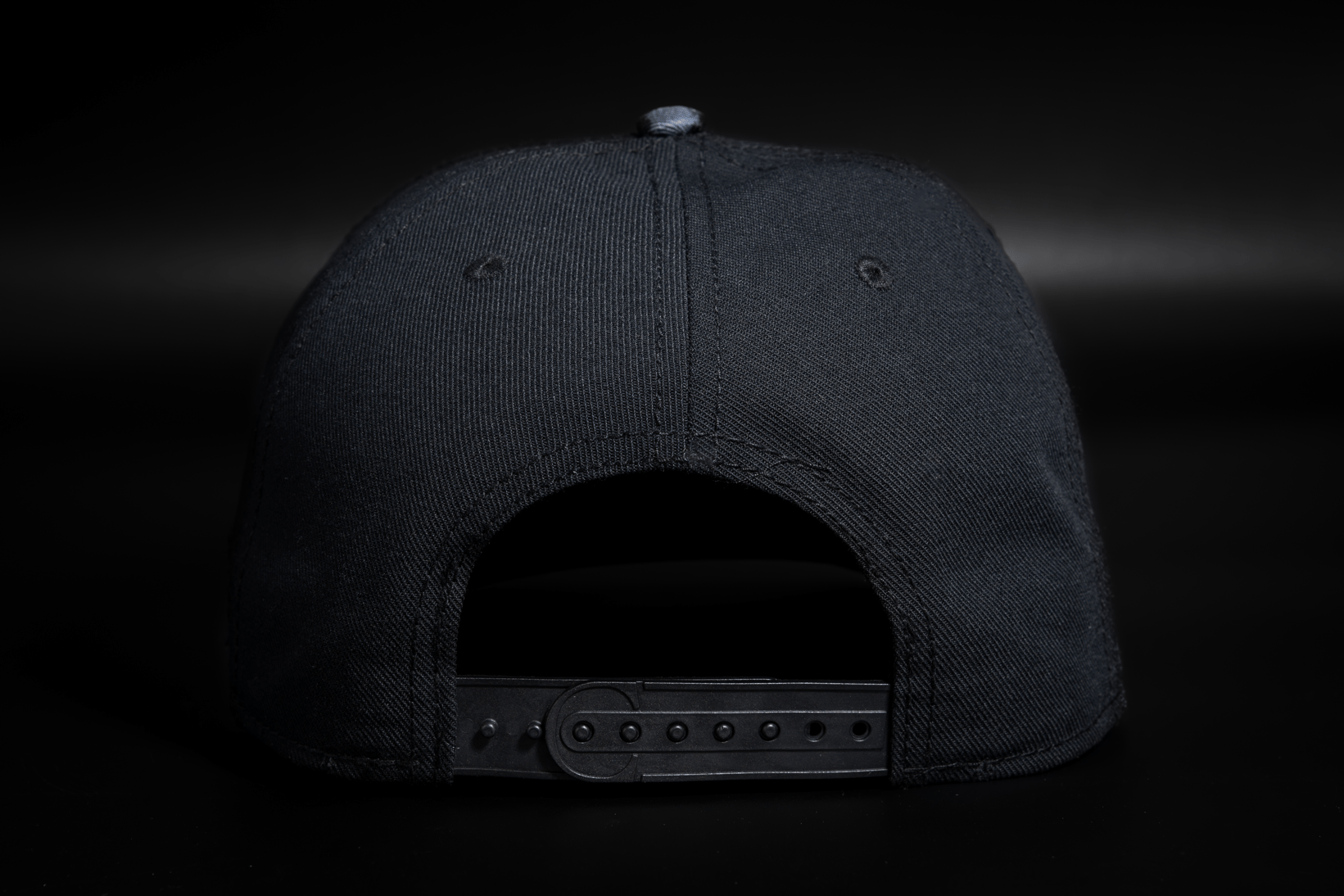 Gorra Curva GOLDEN HANDS